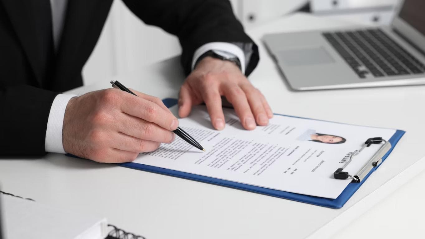 CV or Curriculum Vitae meaning in 2025